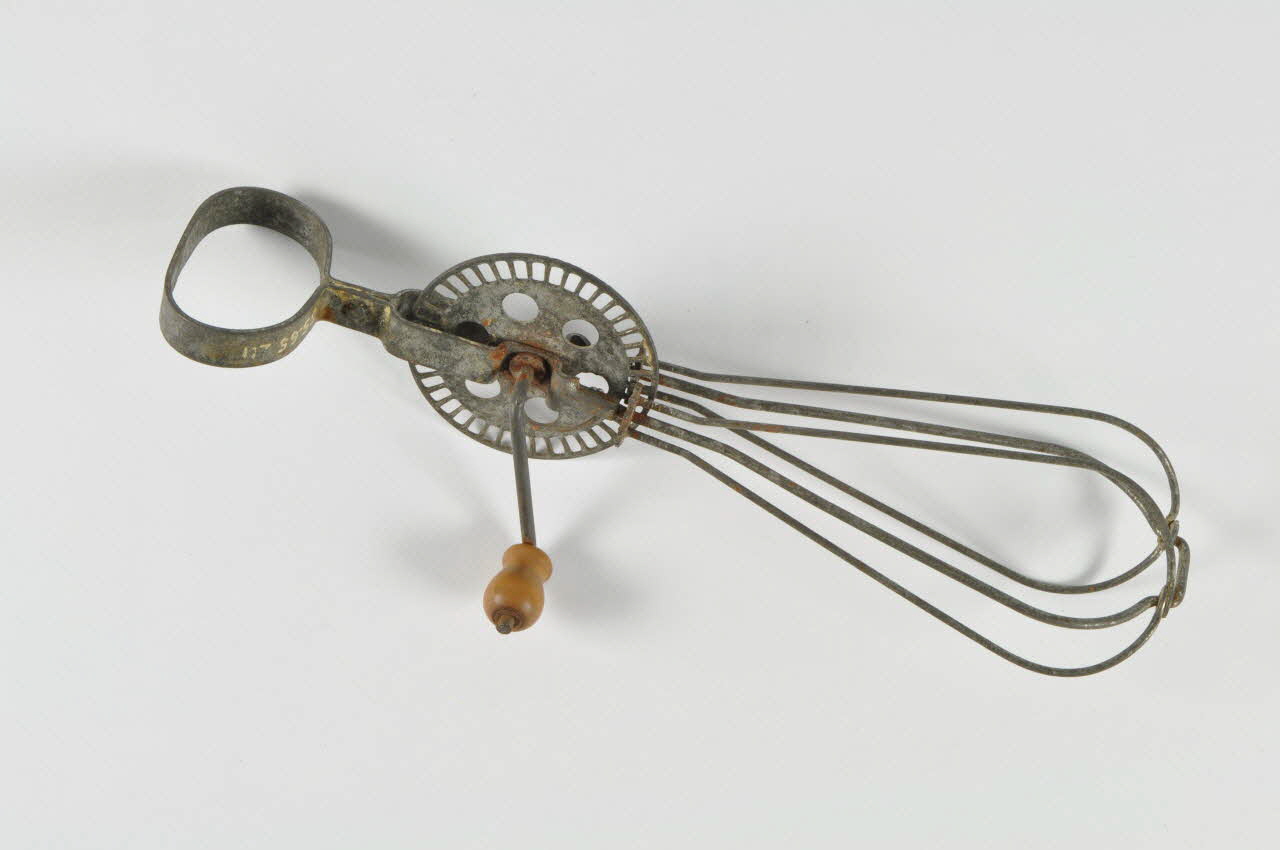 fouet mécanique 1850-1950 1965.65.211 Photo Mucem