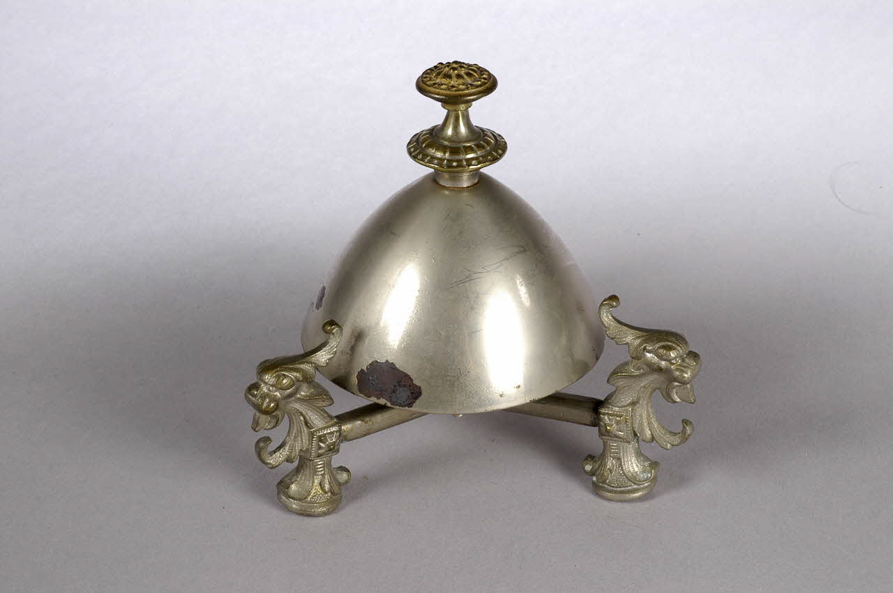 sonnette de table 2008.29.128 Photo