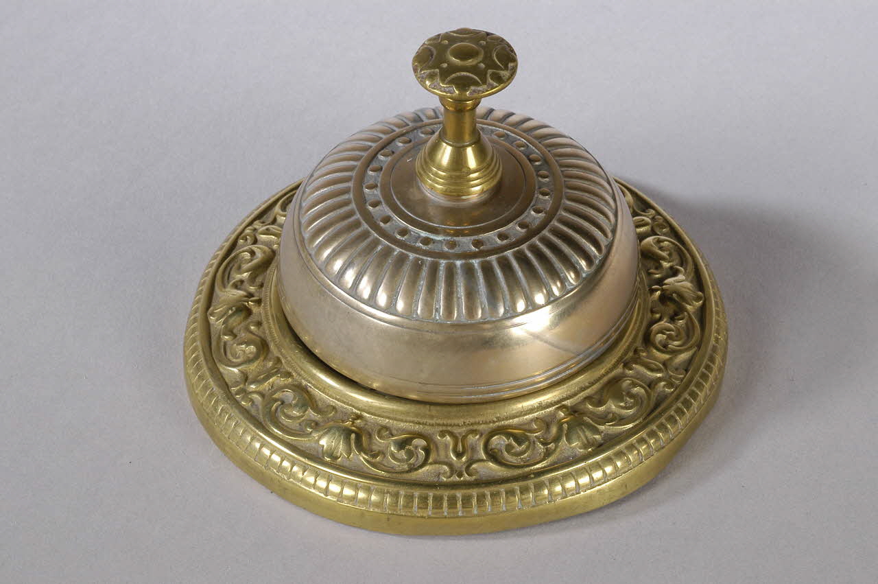 sonnette de table 2008.29.163 Photo