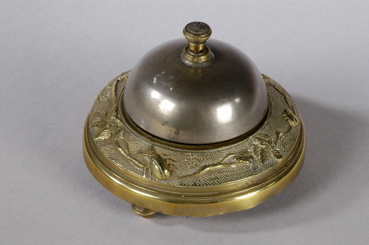 sonnette de table 2008.29.182 Photo