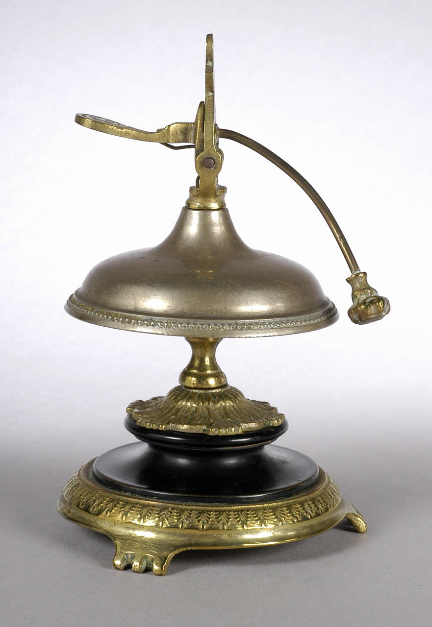 sonnette de table 2008.29.57 Photo