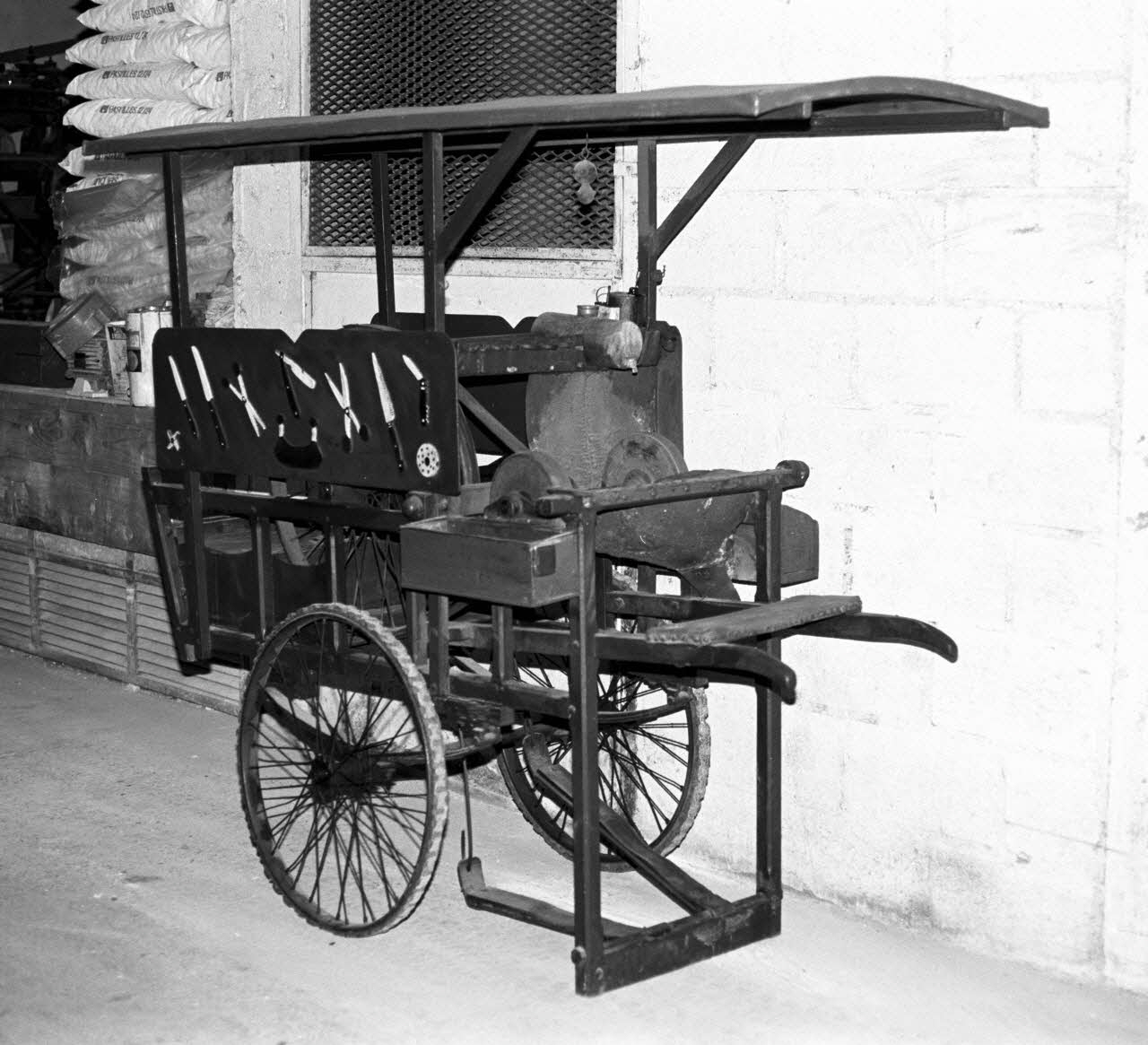 Emile Meyer VOITURE DE REMOULEUR 1900 1989.33.1.1 Photo