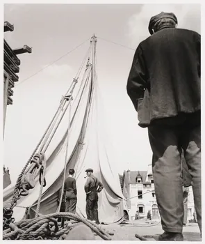 François Tuefferd ; Yvon Le Marlec photographie Fonds Tuefferd Centre, France 1942 1996.42.82  Photo Mucem / François Tuefferd