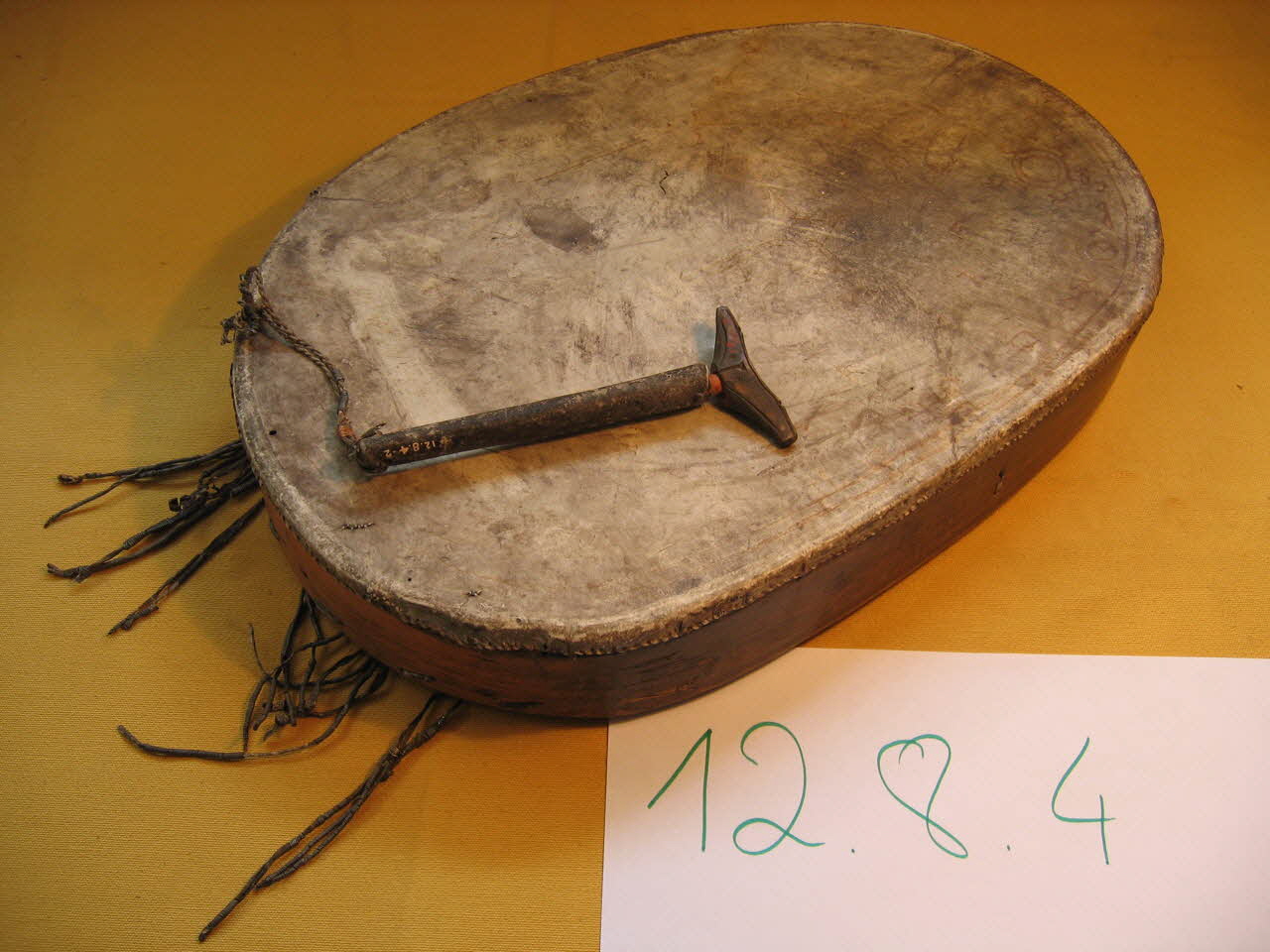 tambour sur cadre Tambour de cérémonie sámi DMH1912.8.4.1 Photo