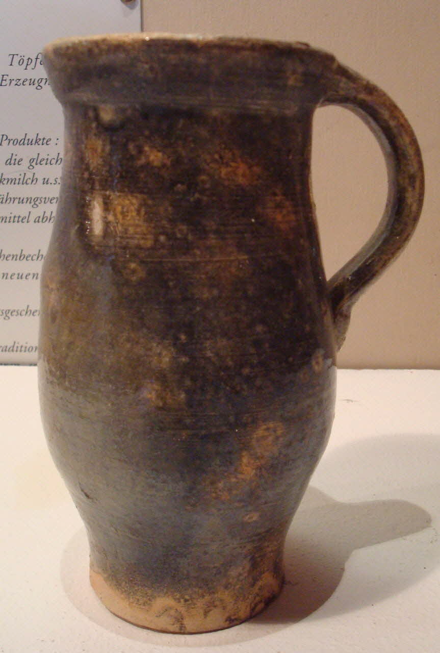Poterie Mary pichet Alsace, France 1950 1976.52.7 Photo