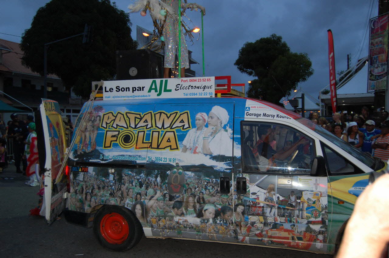 Marie-Pascale Mallé photographie Enquête sur le carnaval de Cayenne conduite par Marie-Pascale Mallé (2009) Guyane, France 2009/2/22 PHT.2010.6.390 Photo