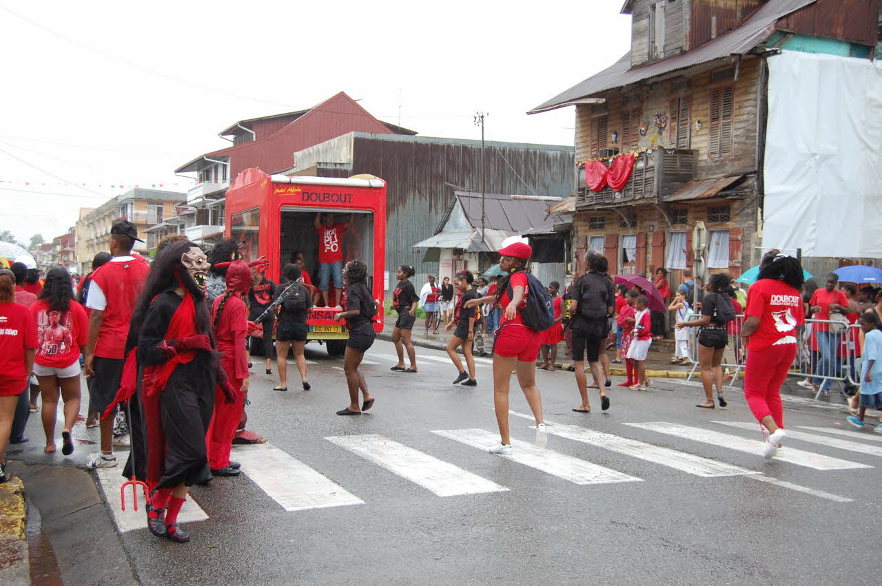 Marie-Pascale Mallé photographie Enquête sur le carnaval de Cayenne conduite par Marie-Pascale Mallé (2009) Guyane, France 2009/2/24 PHT.2010.6.538 Photo