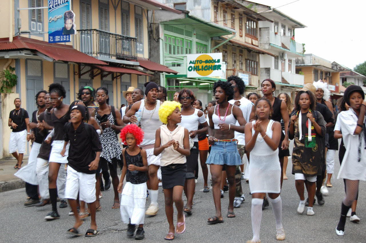 Marie-Pascale Mallé photographie Enquête sur le carnaval de Cayenne conduite par Marie-Pascale Mallé (2009) Guyane, France 2009/2/25 PHT.2010.6.740 Photo