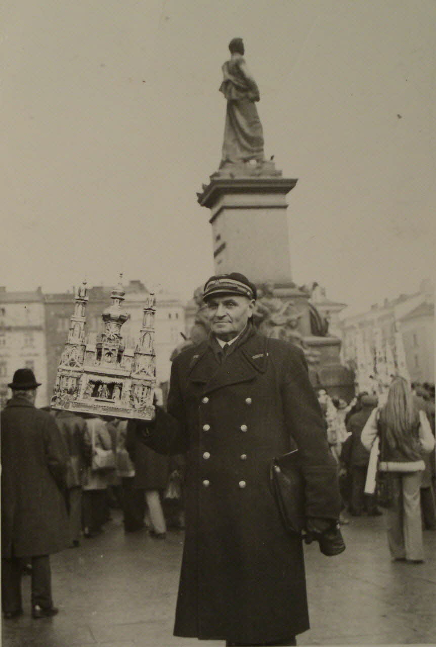 Anonyme ; Stanislaw Malik photographie MuCEM. Enquête sur les crèches conduite par Marie-Pascale Mallé (janvier 2005) Pologne 1960 PHP.2006.2.5 Photo