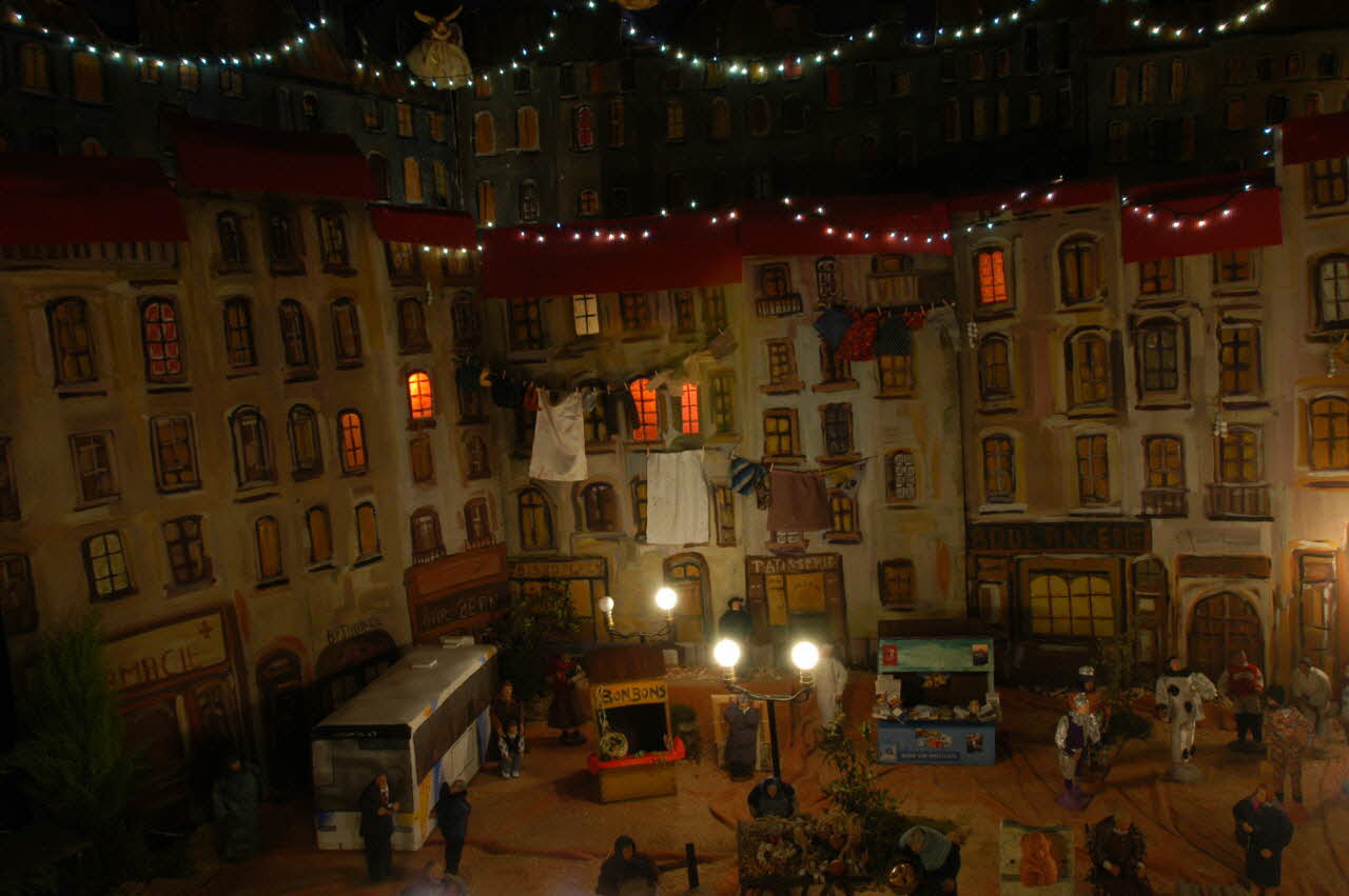 Hervé Jézéquel photographie MuCEM. Enquête sur les crèches conduite par Marie-Pascale Mallé (janvier 2005) Provence-Alpes-Côte d'Azur, France 2005/1/24 PhP.2006.3.6 Photo