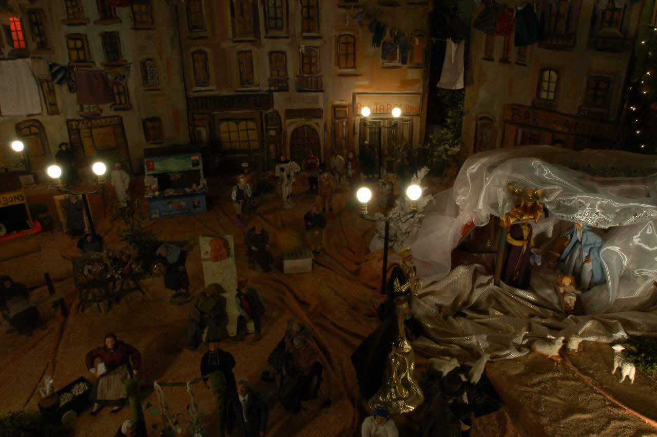 Hervé Jézéquel photographie MuCEM. Enquête sur les crèches conduite par Marie-Pascale Mallé (janvier 2005) Provence-Alpes-Côte d'Azur, France 2005/1/24 PhP.2006.3.9 Photo