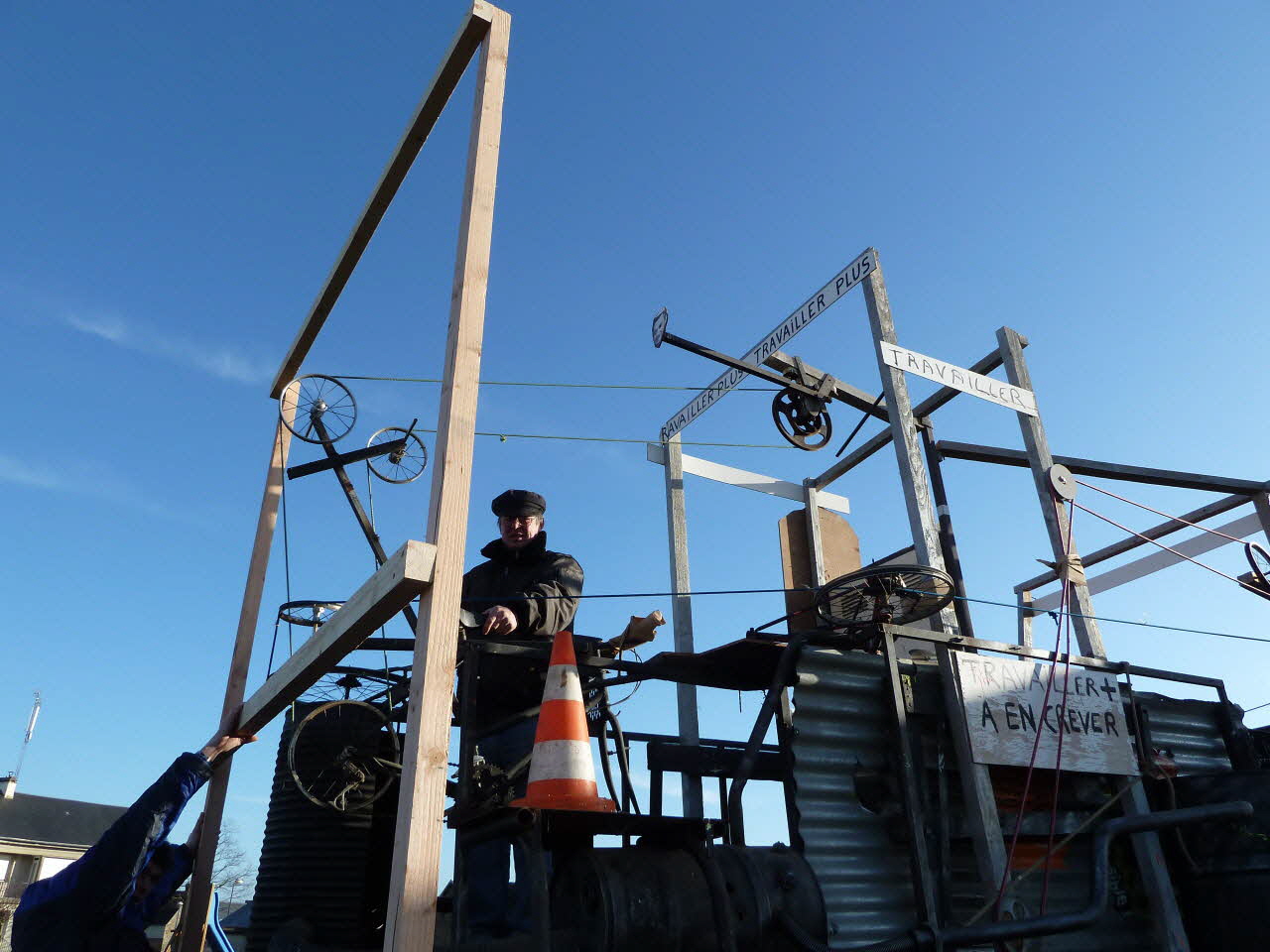 Patrice Bekus photographie MuCEM. Enquête sur le carnaval de Granville conduite par Patrice Bekus (30 novembre 2010 - 8 mars 2011) Basse-Normandie, France 2011/2/16 PHT.2011.2.153 Photo