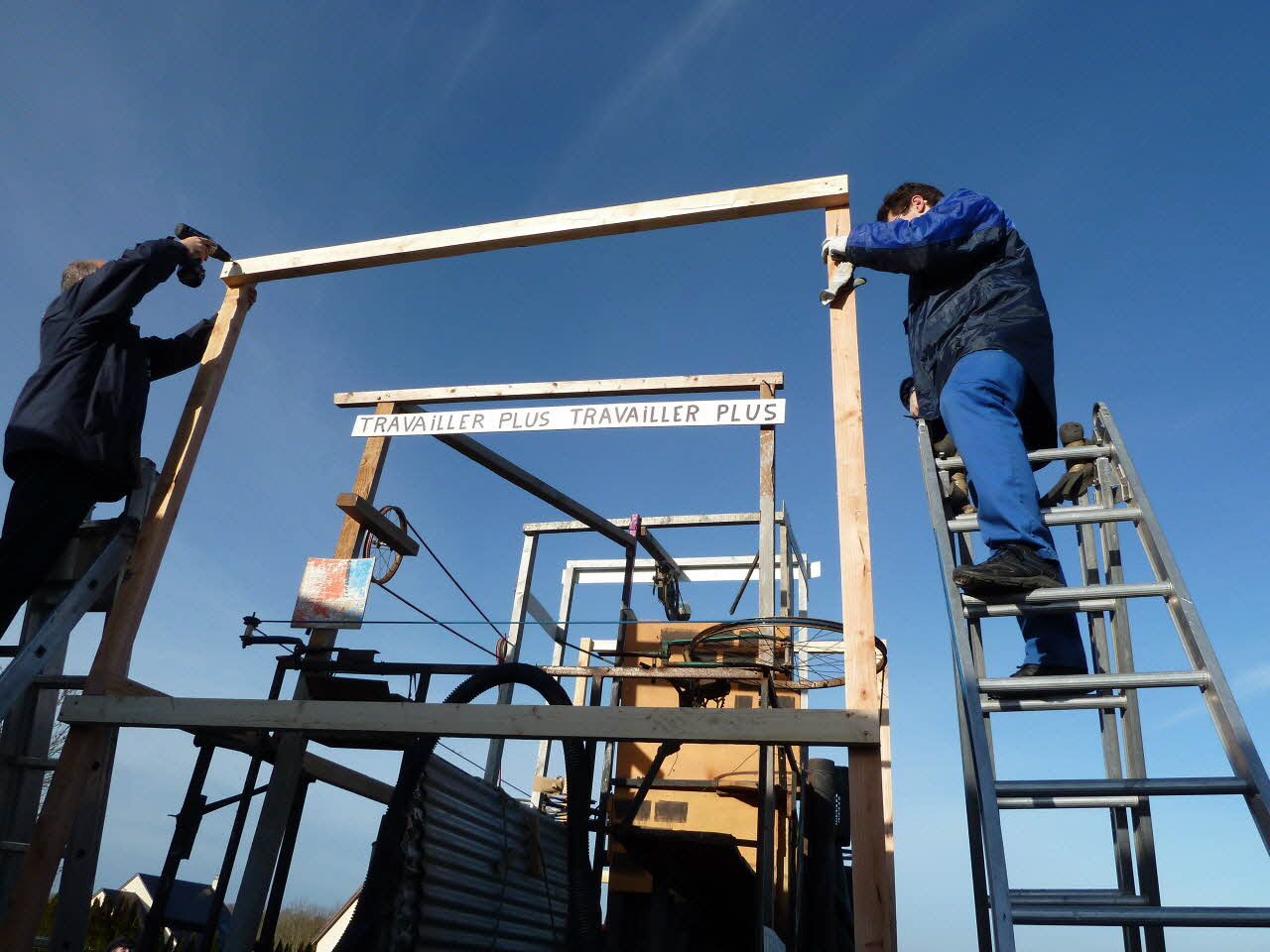Patrice Bekus photographie MuCEM. Enquête sur le carnaval de Granville conduite par Patrice Bekus (30 novembre 2010 - 8 mars 2011) Basse-Normandie, France 2011/2/16 PHT.2011.2.161 Photo