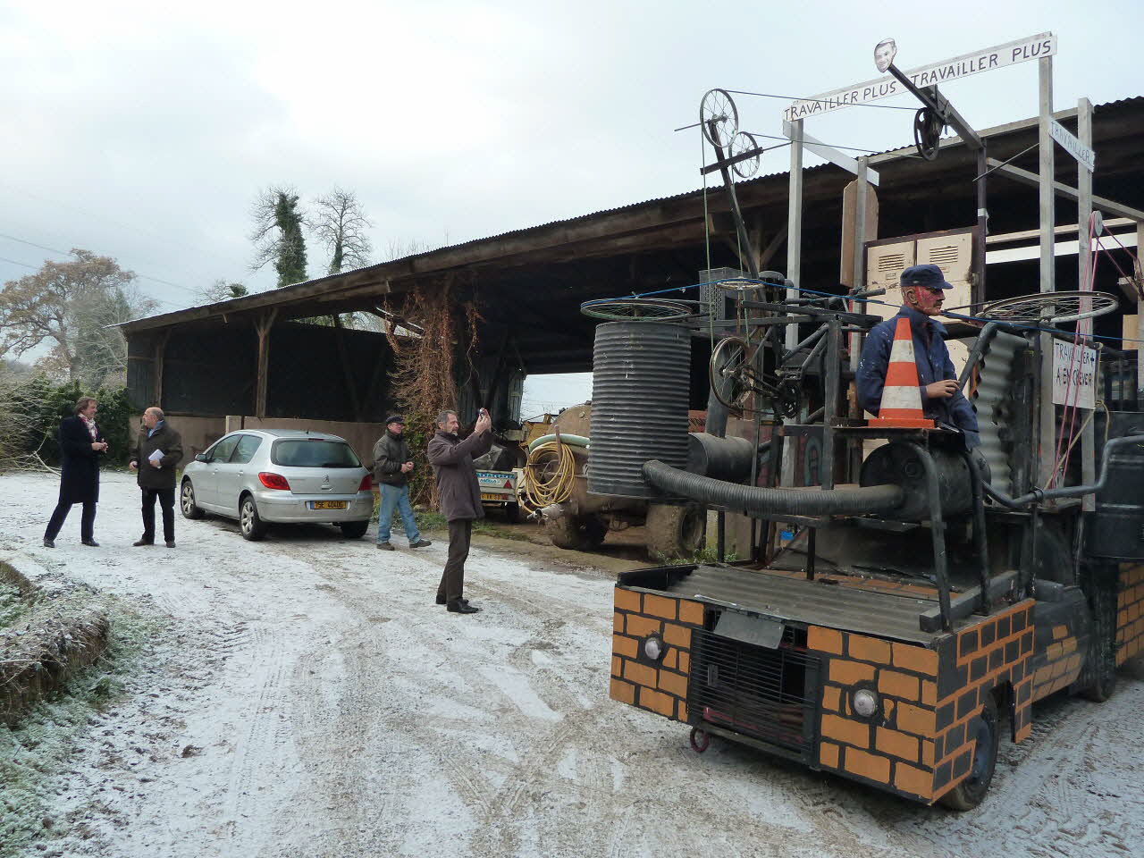 Patrice Bekus photographie MuCEM. Enquête sur le carnaval de Granville conduite par Patrice Bekus (30 novembre 2010 - 8 mars 2011) Basse-Normandie, France 2010/11/30 PHT.2011.2.17 Photo