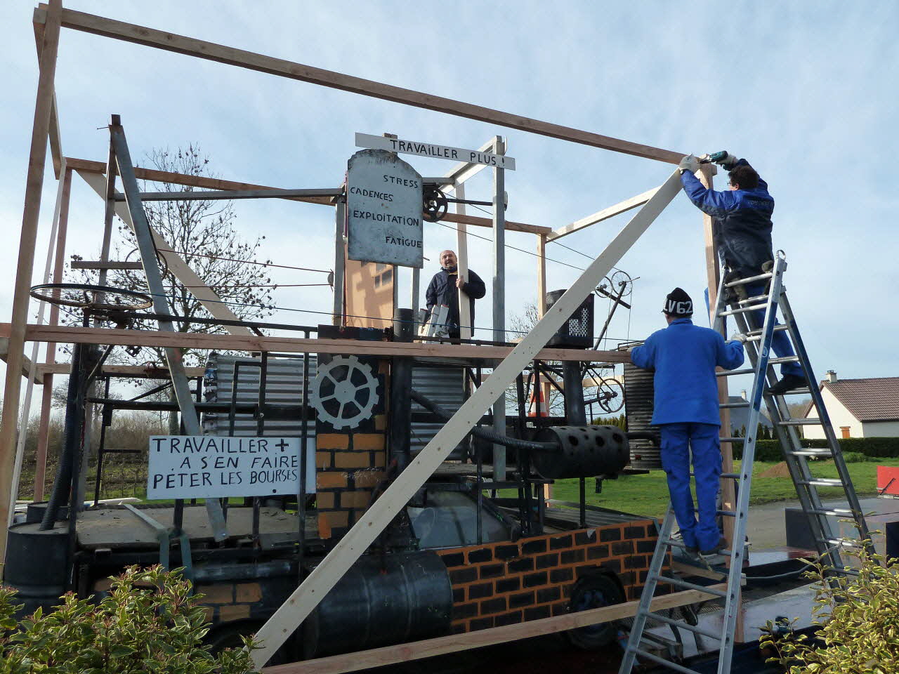 Patrice Bekus photographie MuCEM. Enquête sur le carnaval de Granville conduite par Patrice Bekus (30 novembre 2010 - 8 mars 2011) Basse-Normandie, France 2011/2/16 PHT.2011.2.170 Photo