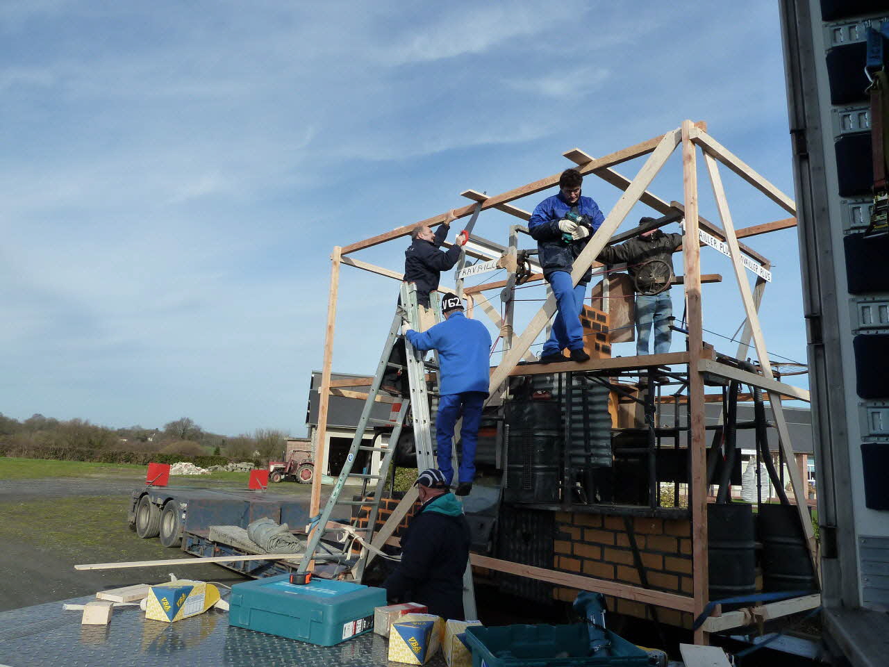 Patrice Bekus photographie MuCEM. Enquête sur le carnaval de Granville conduite par Patrice Bekus (30 novembre 2010 - 8 mars 2011) Basse-Normandie, France 2011/2/16 PHT.2011.2.172 Photo