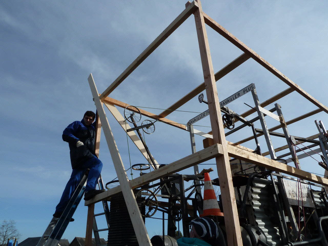 Patrice Bekus photographie MuCEM. Enquête sur le carnaval de Granville conduite par Patrice Bekus (30 novembre 2010 - 8 mars 2011) Basse-Normandie, France 2011/2/16 PHT.2011.2.174 Photo