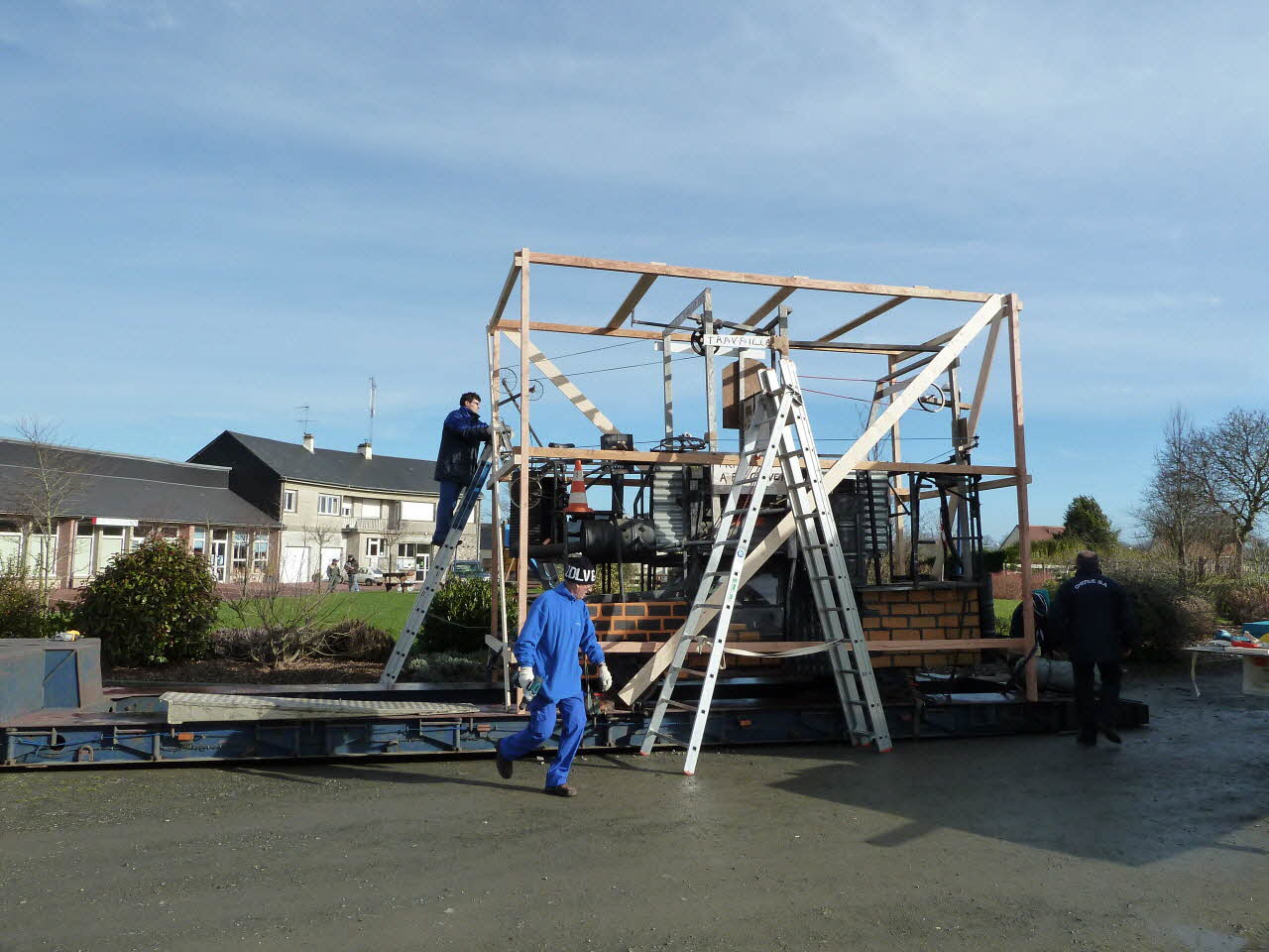Patrice Bekus photographie MuCEM. Enquête sur le carnaval de Granville conduite par Patrice Bekus (30 novembre 2010 - 8 mars 2011) Basse-Normandie, France 2011/2/16 PHT.2011.2.175 Photo