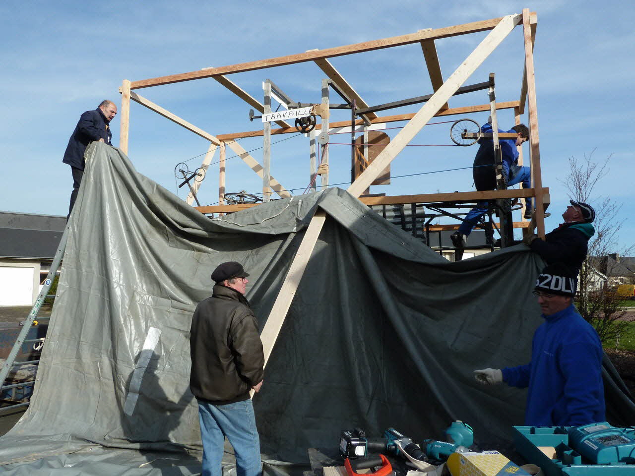 Patrice Bekus photographie MuCEM. Enquête sur le carnaval de Granville conduite par Patrice Bekus (30 novembre 2010 - 8 mars 2011) Basse-Normandie, France 2011/2/16 PHT.2011.2.178 Photo