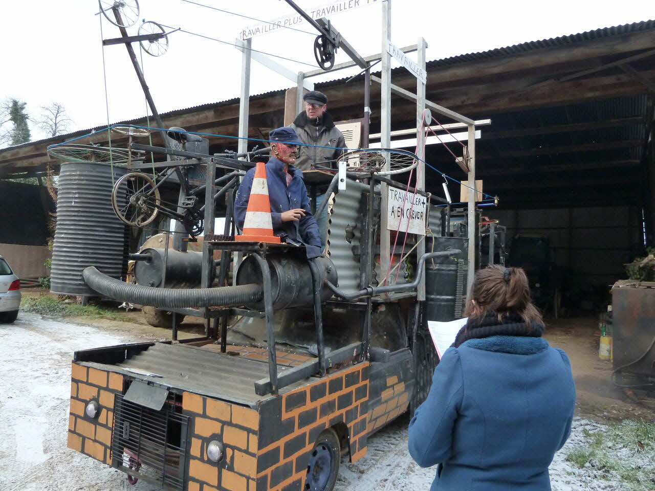Patrice Bekus photographie MuCEM. Enquête sur le carnaval de Granville conduite par Patrice Bekus (30 novembre 2010 - 8 mars 2011) Basse-Normandie, France 2010/11/30 PHT.2011.2.23 Photo