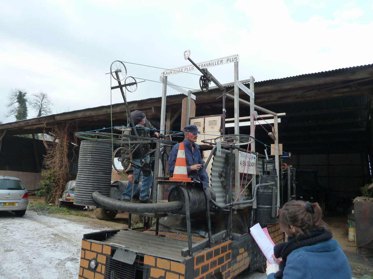 Patrice Bekus photographie MuCEM. Enquête sur le carnaval de Granville conduite par Patrice Bekus (30 novembre 2010 - 8 mars 2011) Basse-Normandie, France 2010/11/30 PHT.2011.2.24 Photo