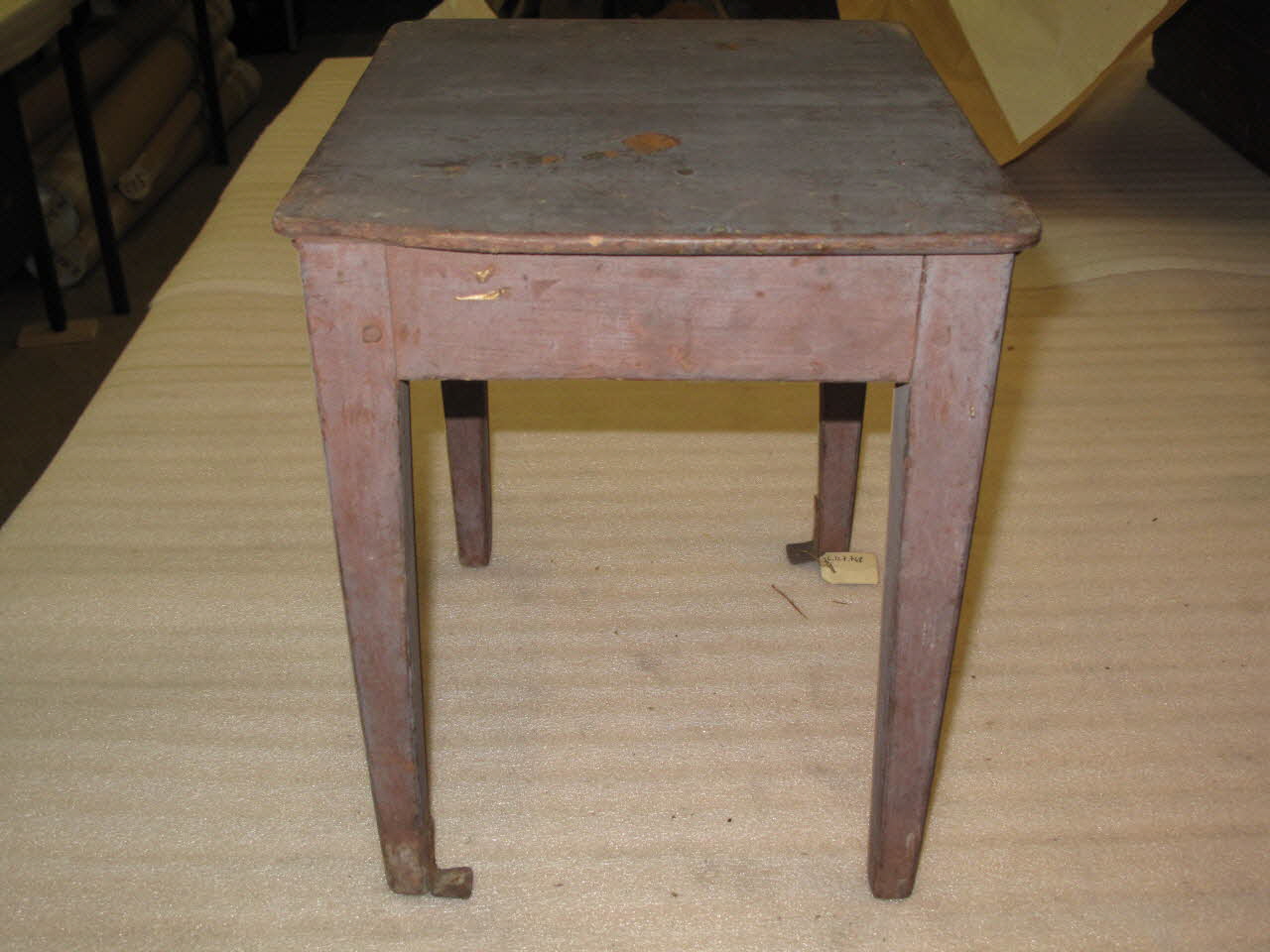 objet domestique pour marionnette 1956.127.748 Photo