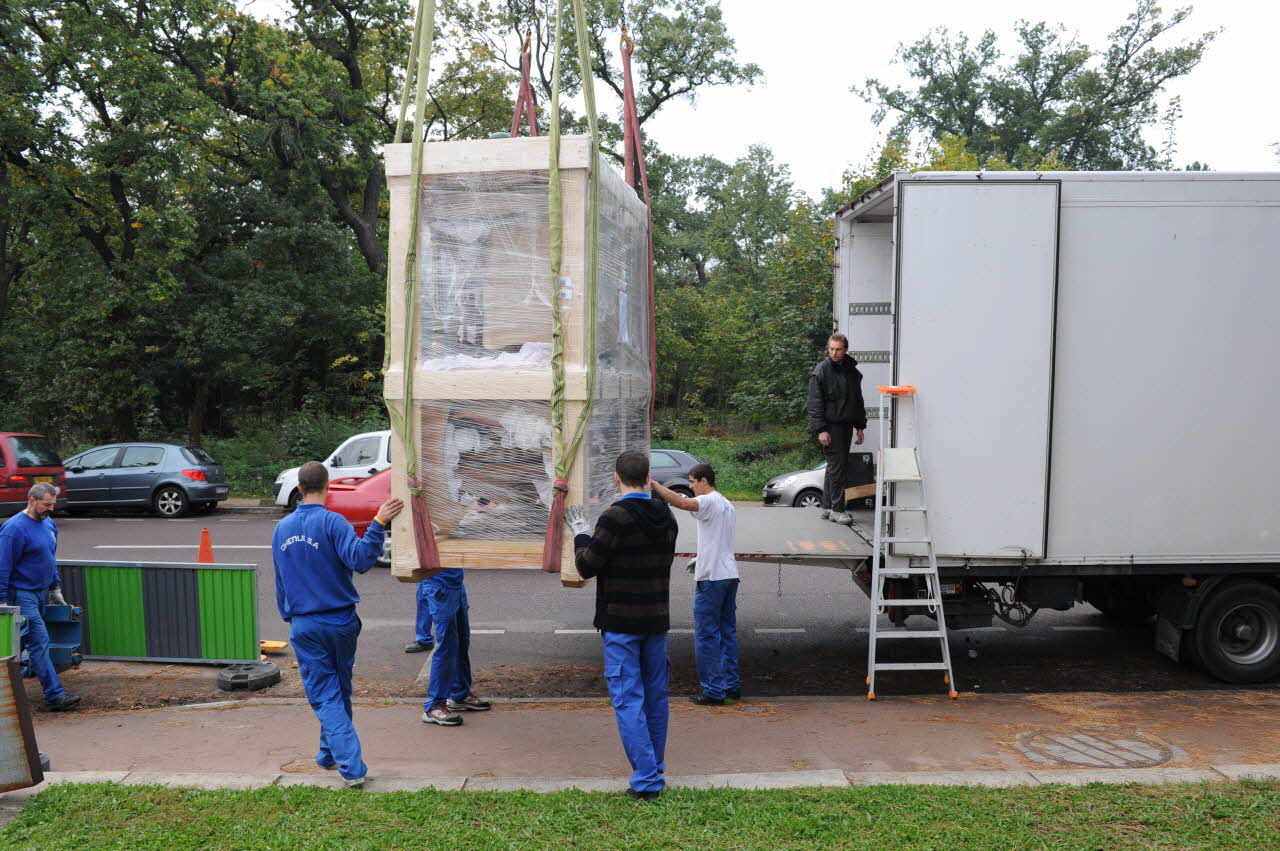 Christophe Fouin photographie MuCEM (Paris). Chantier des collections Ile-de-France, France 2010/10/28 PHP.2010.11.239 Photo
