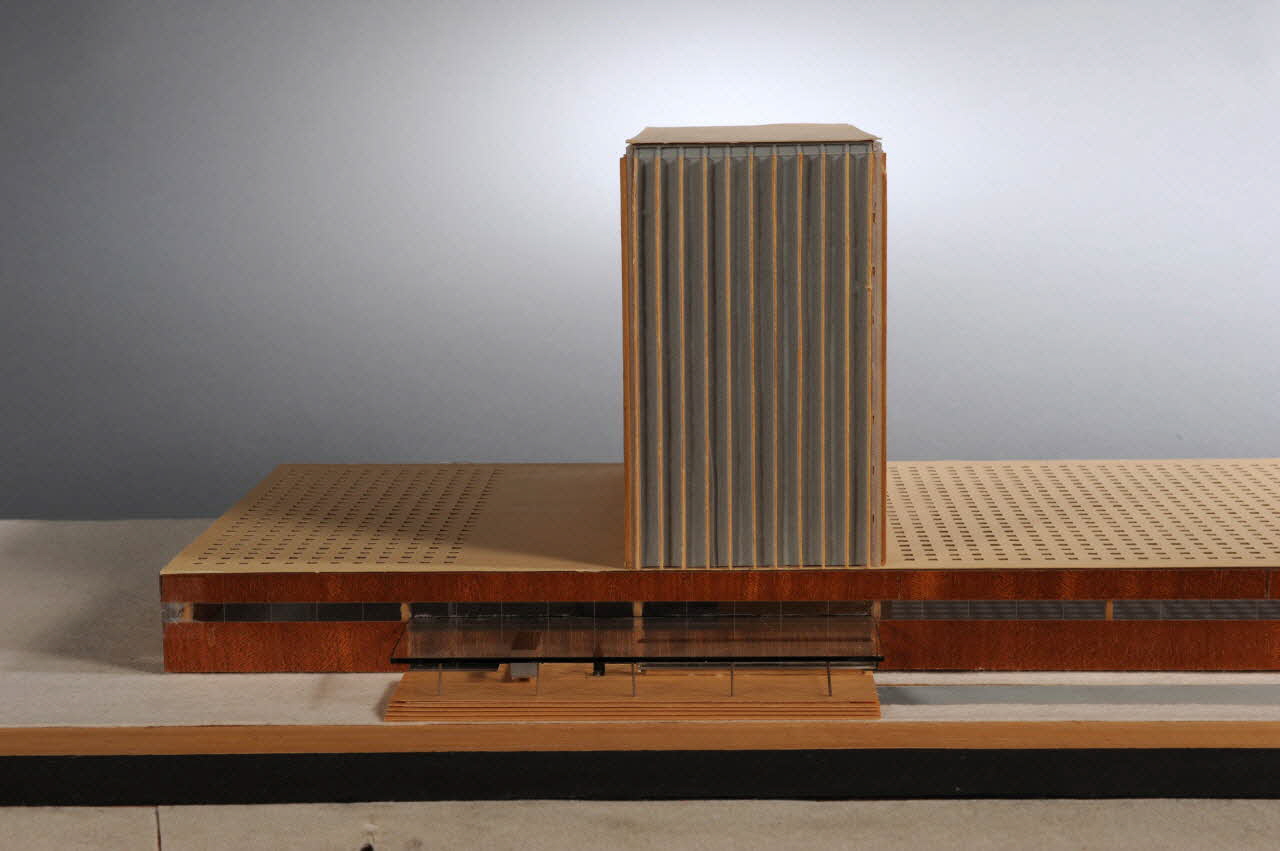 Jean Dubuisson maquette d'architecture Île-de-France, France 1969 2011.10.1.1-2 Photo (c) Mucem