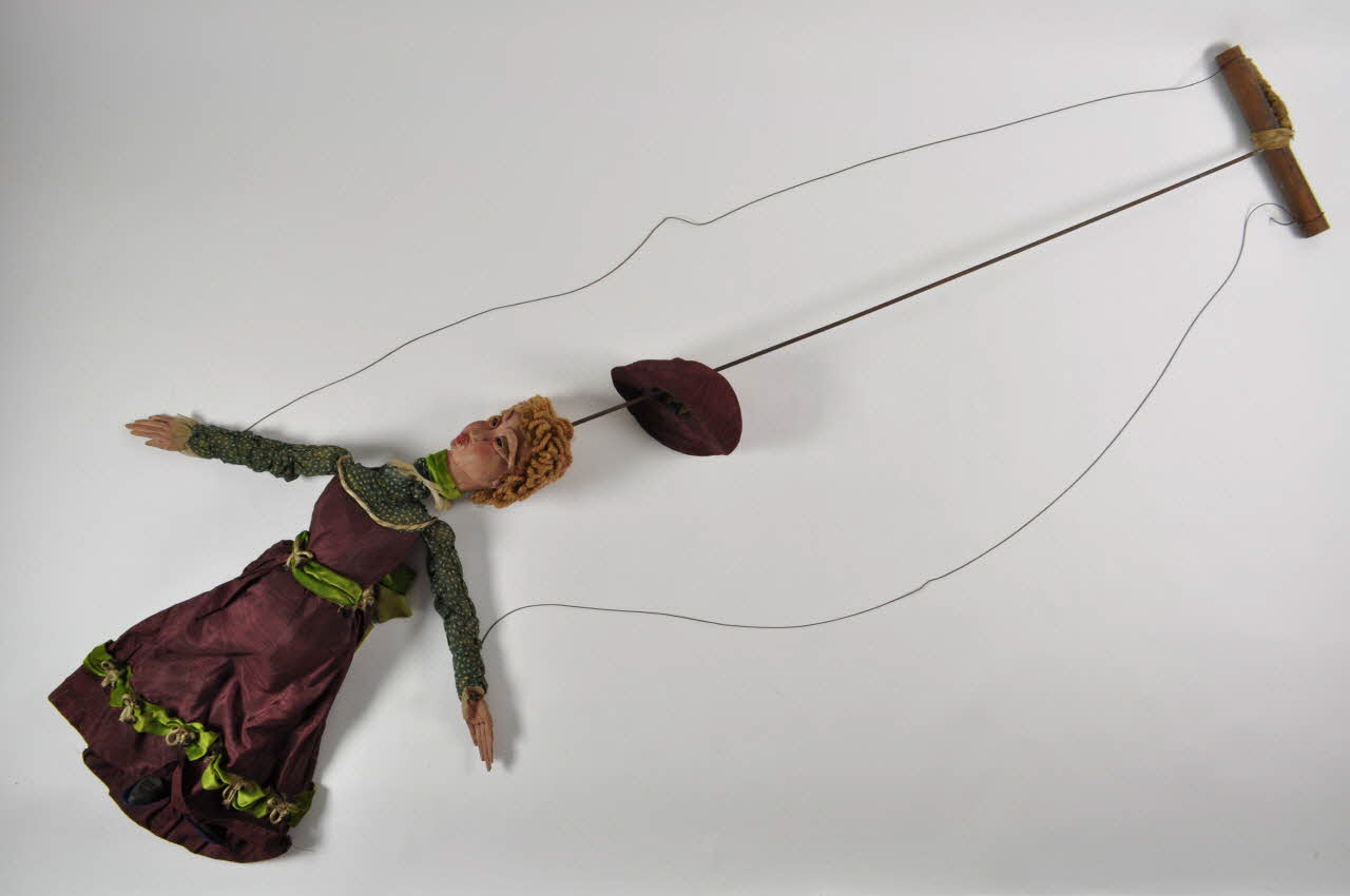 Adrien G. De Keyser marionnette à tringle et à fils mère de Mimi 1950 1967.57.12 Photo Mucem