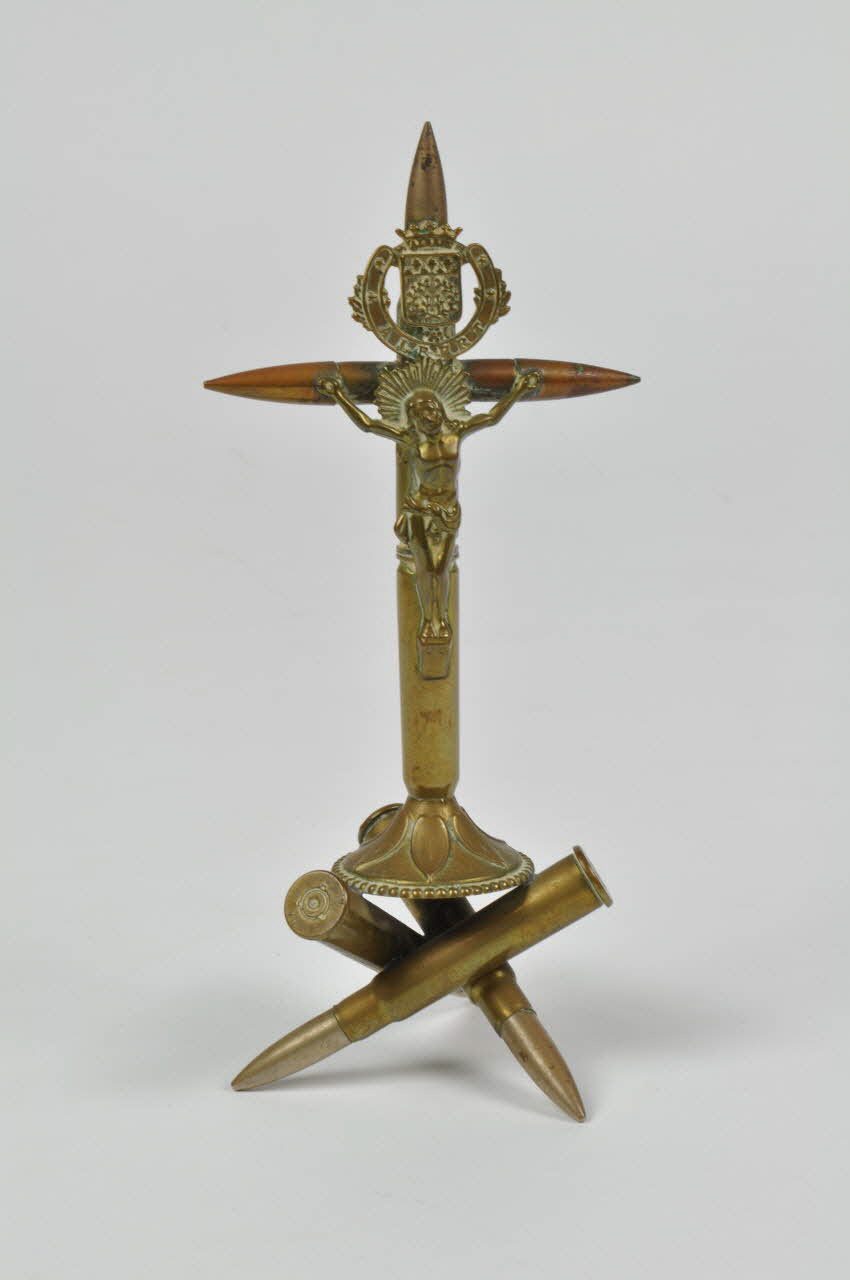 crucifix 1914-1918 1968.1.1 Photo Mucem