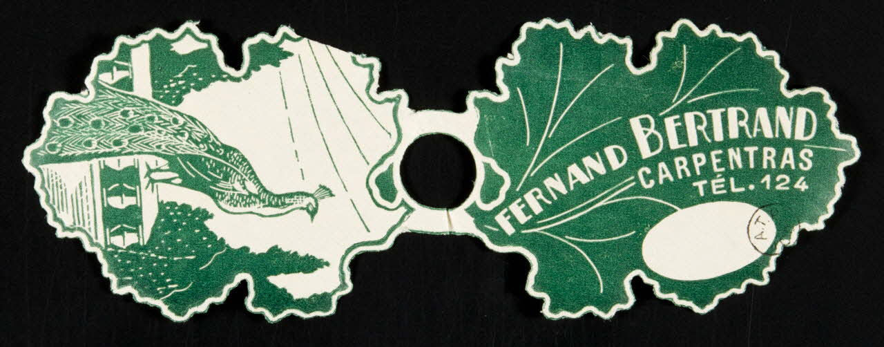 étiquette FERNAND BERTRAND  CARPENTRAS  TEL. 124 1950.36.19 Photo