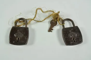 cadenas 1969.1.5.4 Photo Mucem