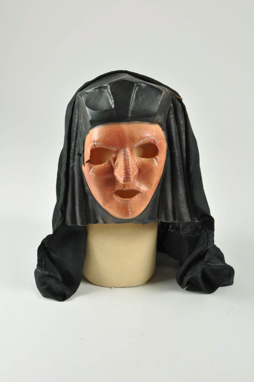 masque de déguisement 1969.15.14 Photo Mucem