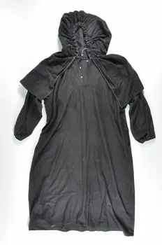 costume de carnaval Domino (Costume de bal masqué à capuchon) 1969.15.17 Photo Mucem