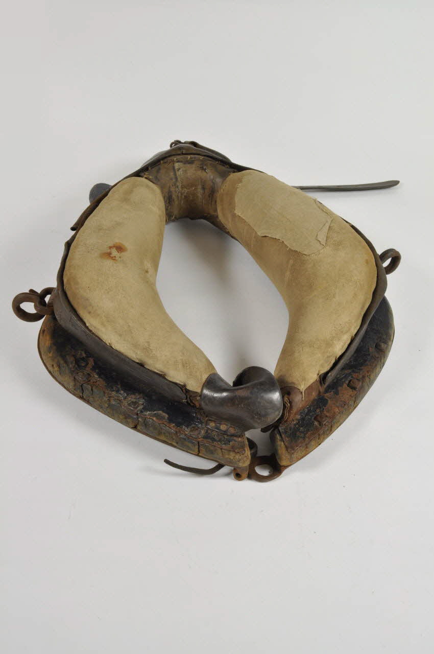 collier d'équidé 1969.22.3 Photo Mucem