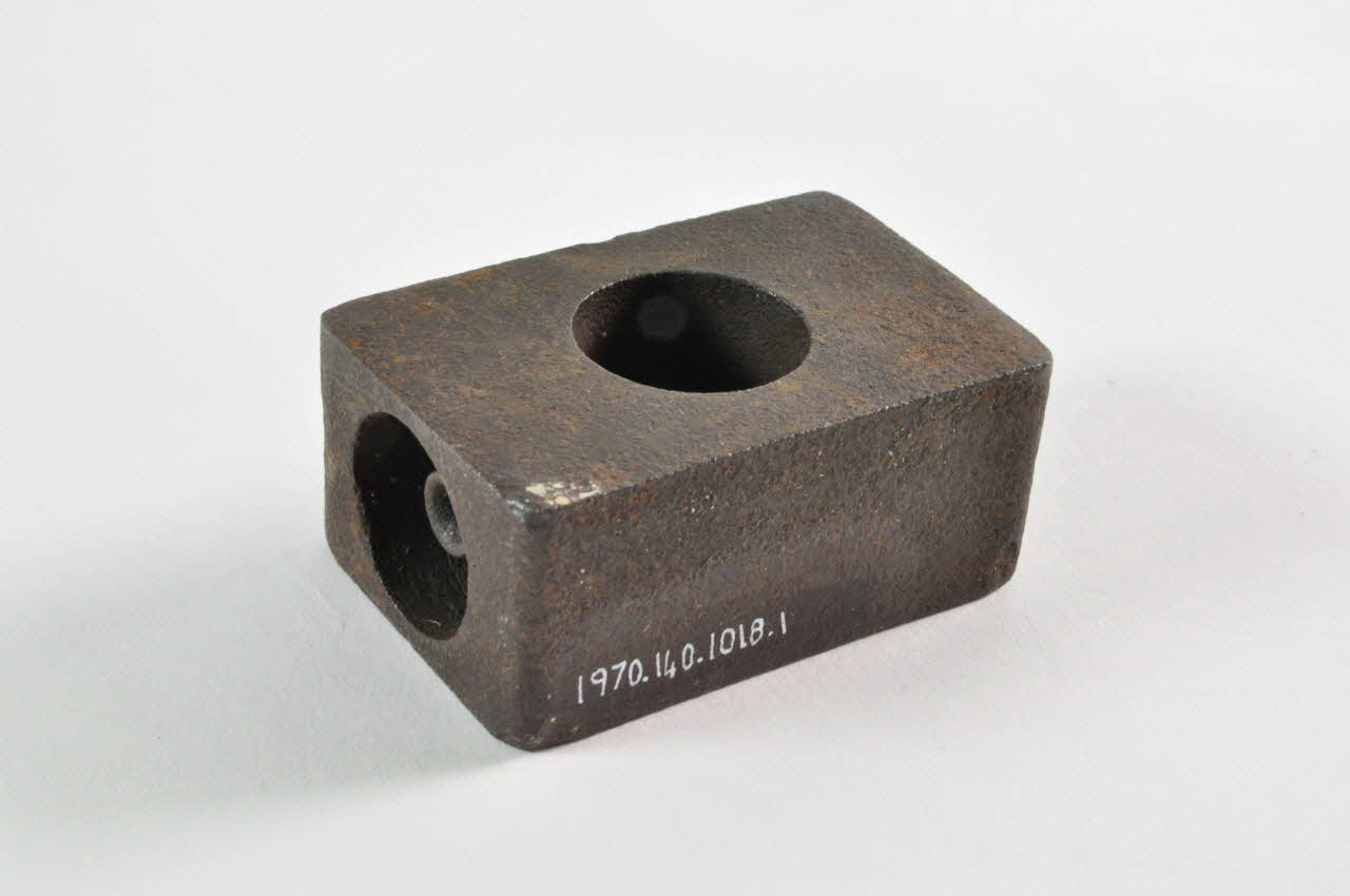 PIECE DE METAL 1970.140.1018.1 Photo Mucem