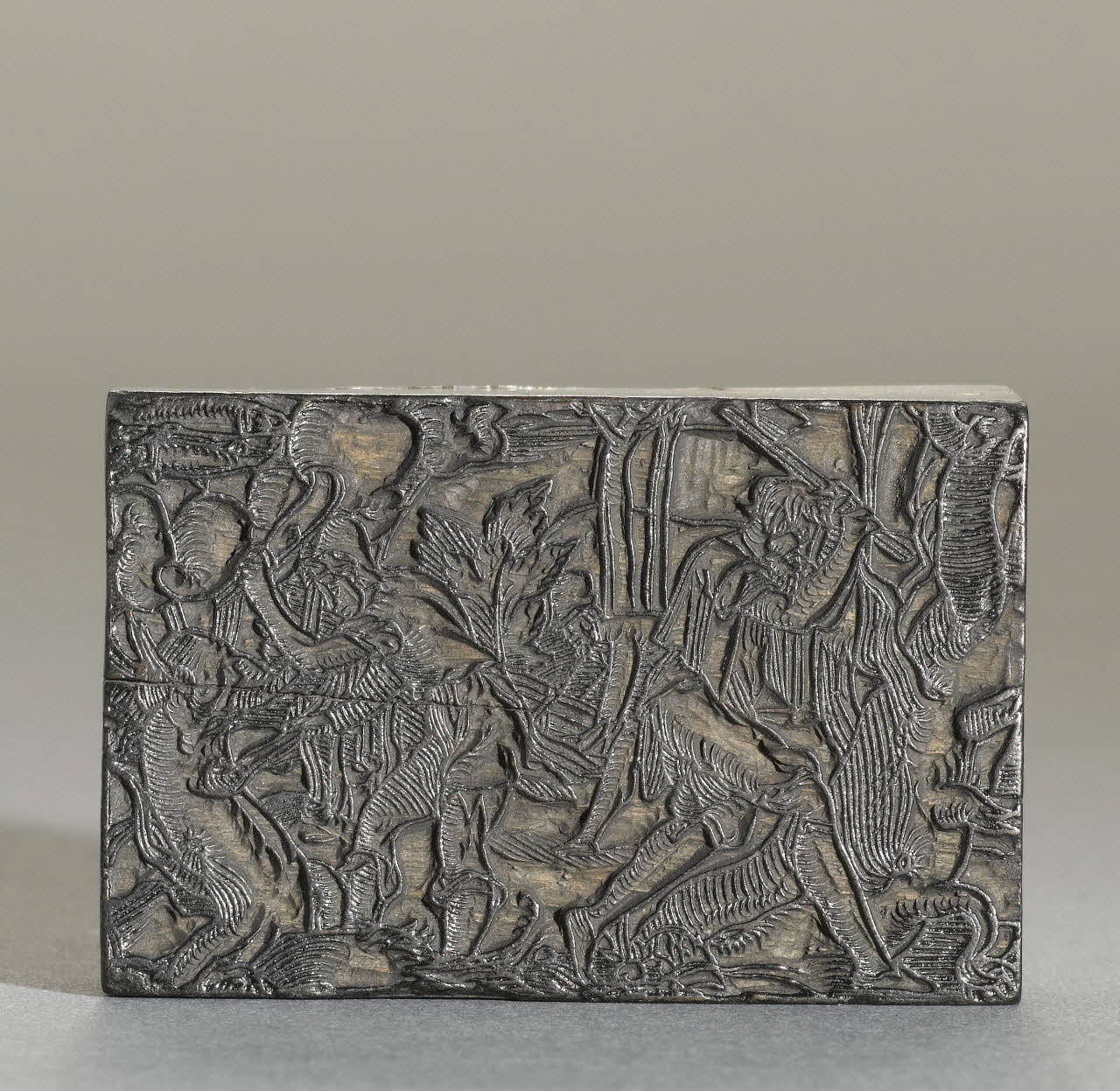 bois d'impression Signe du zodiaque, les poissons, scène représentant les travaux du mois: abattage du cochon 1977.3.41 Photo RMN-Grand Palais (Mucem)