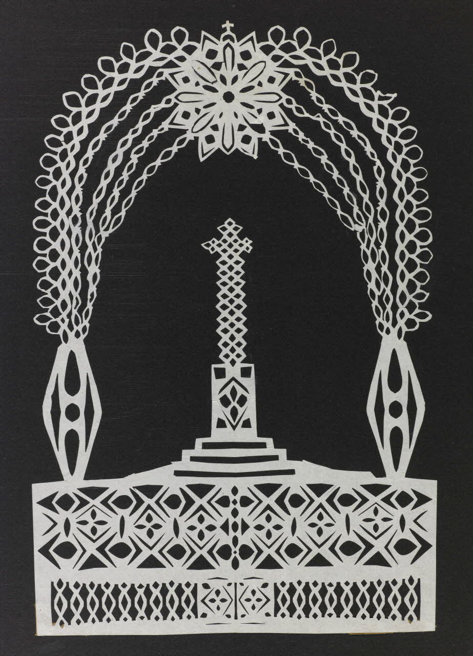 découpage, canivet Croix dans un décor géométrique 1990.5.142 Photo RMN-Grand Palais (Mucem)