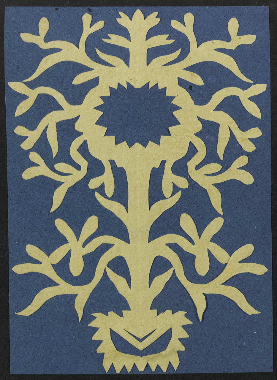 découpage Végétal stylisé 1990.5.155 Photo RMN-Grand Palais (Mucem)