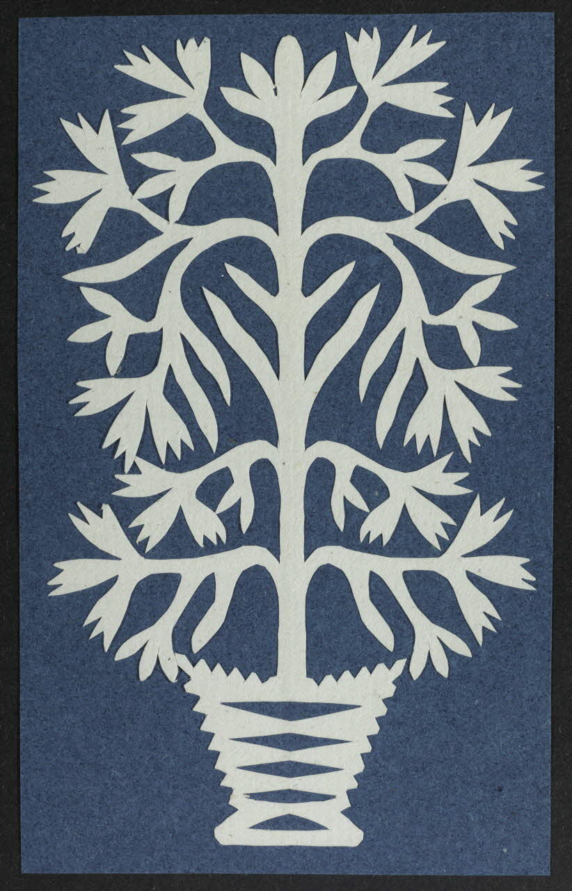 découpage Végétal stylisé 1990.5.158 Photo RMN-Grand Palais (Mucem)