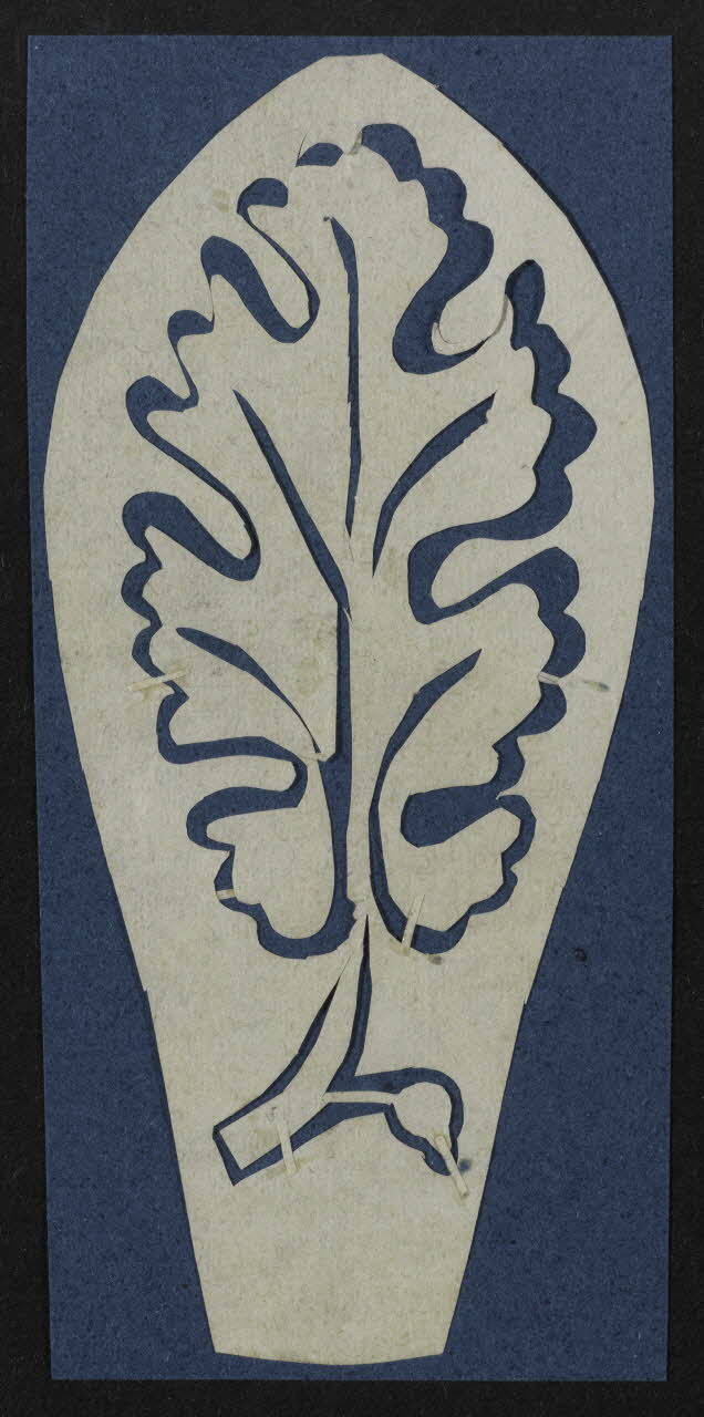 découpage Végétal stylisé 1990.5.163 Photo RMN-Grand Palais (Mucem)