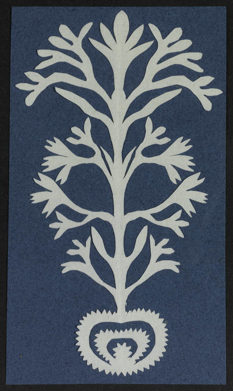 découpage Végétal stylisé 1990.5.168 Photo RMN-Grand Palais (Mucem)