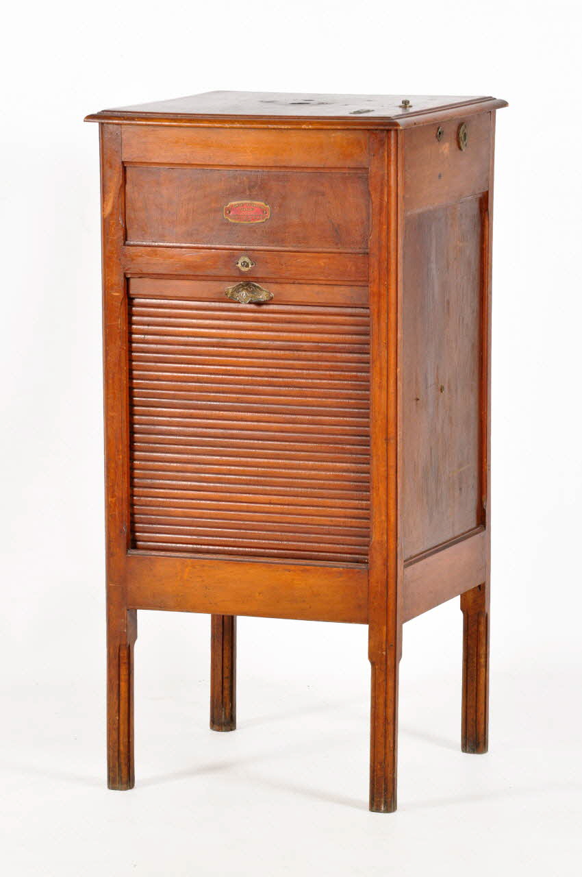 phonographe 1969.33.37.1 Photo Mucem