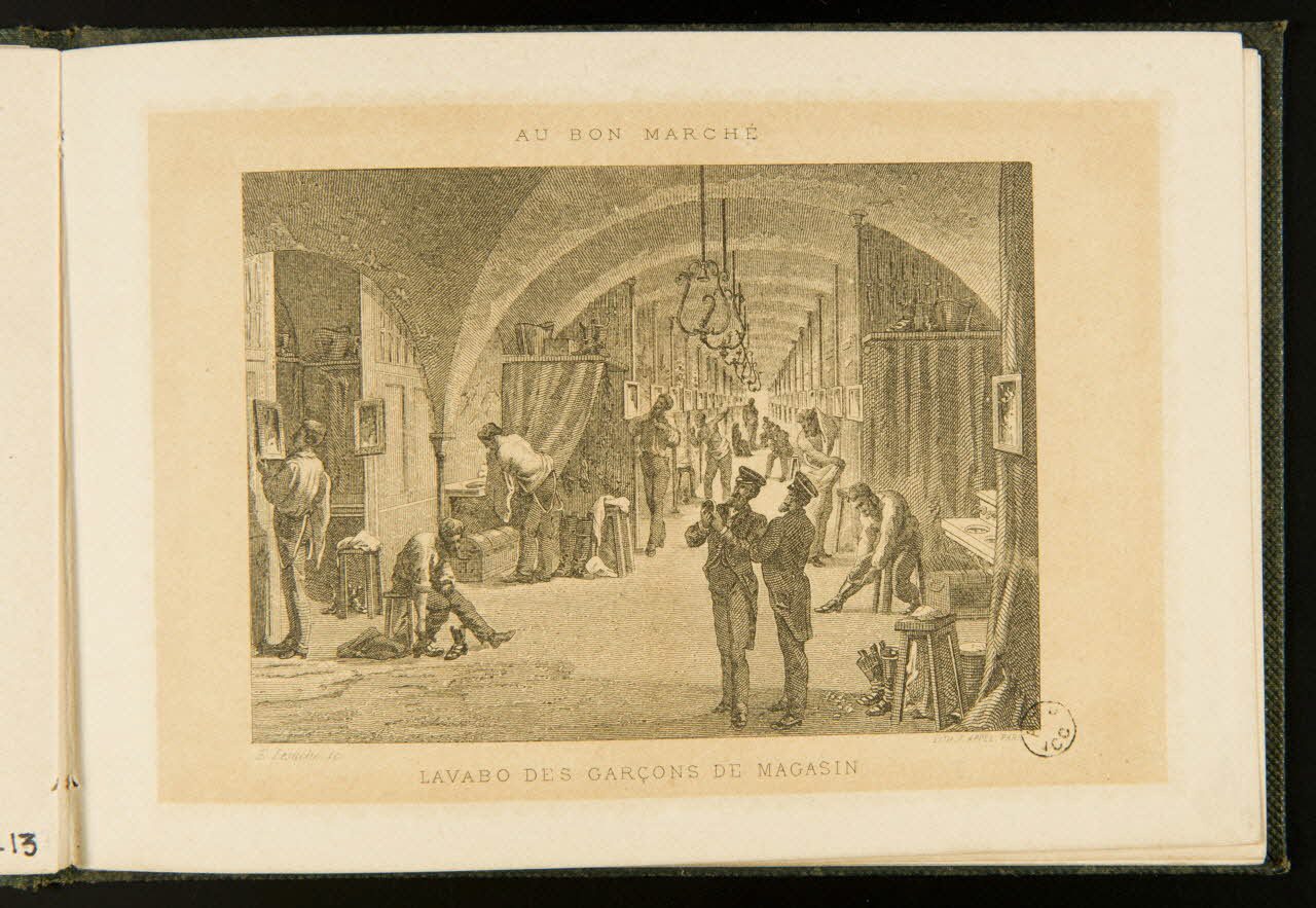 album AU BON MARCHE  LAVABO DES GARCONS DE MAGASIN 1954.26.36.14 Photo