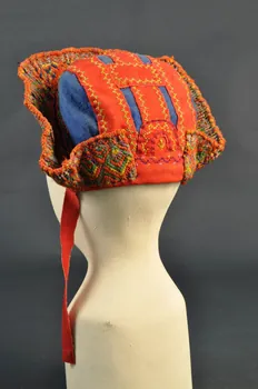 bonnet de fillette 1968.52.9 Photo Mucem
