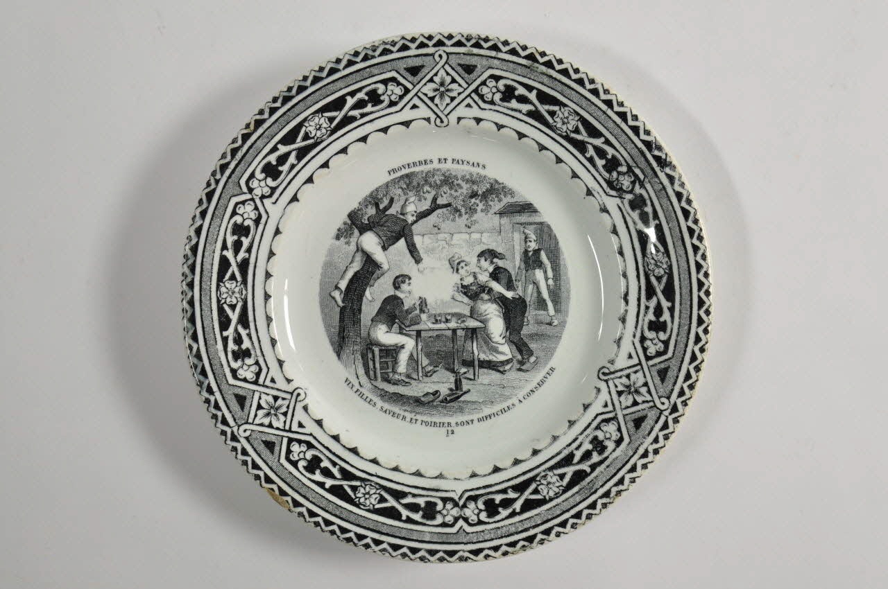 assiette plate 1968.60.11 Photo Mucem