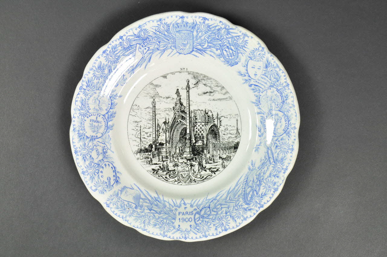 assiette plate Picardie, France 1900-1920 1968.60.20 Photo Mucem