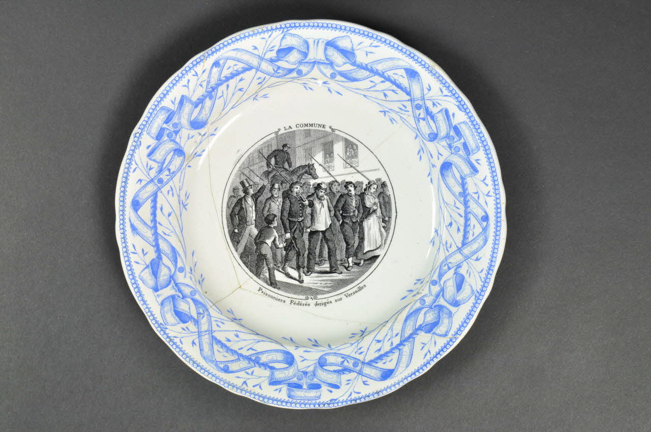 assiette plate La Commune Aquitaine, France 1850-1900 1968.60.32 Photo Mucem