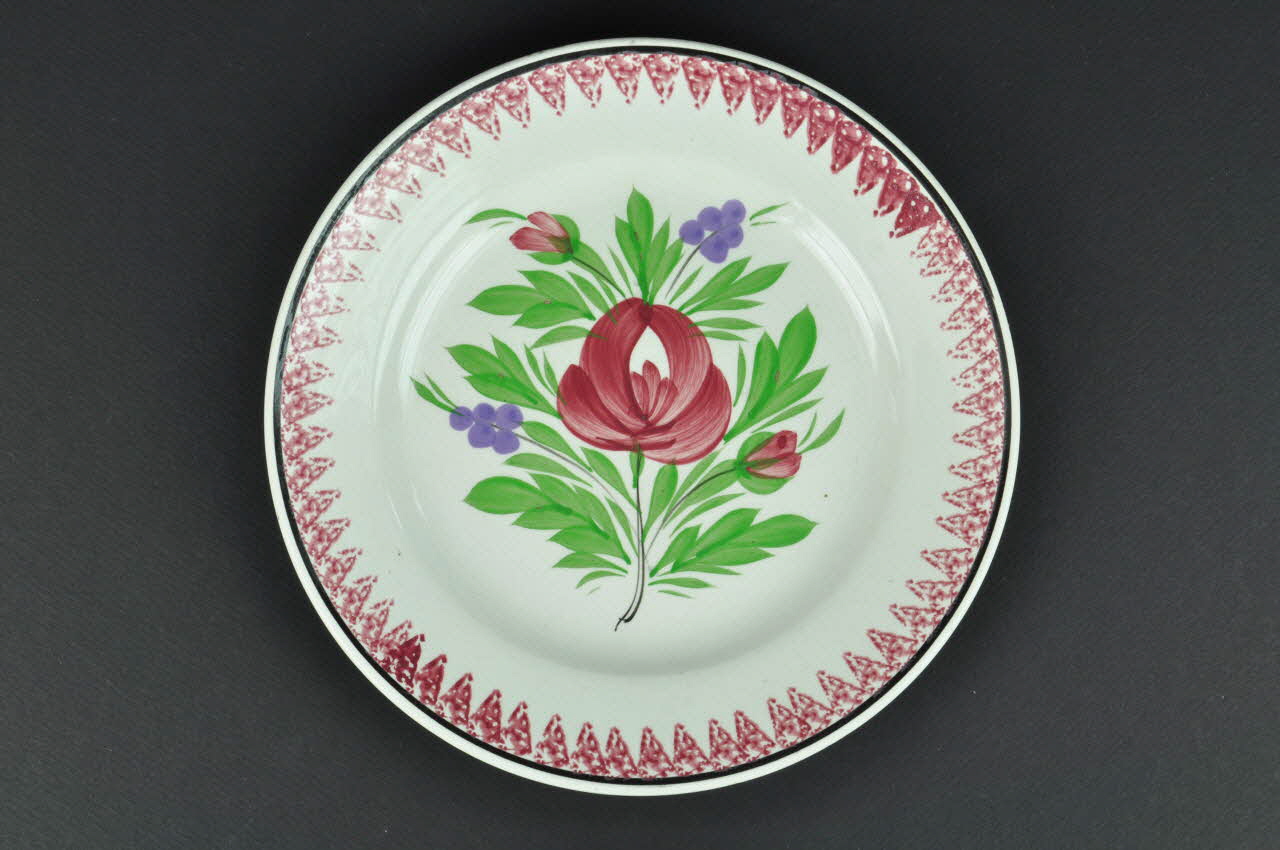 assiette plate 1969.34.41 Photo Mucem