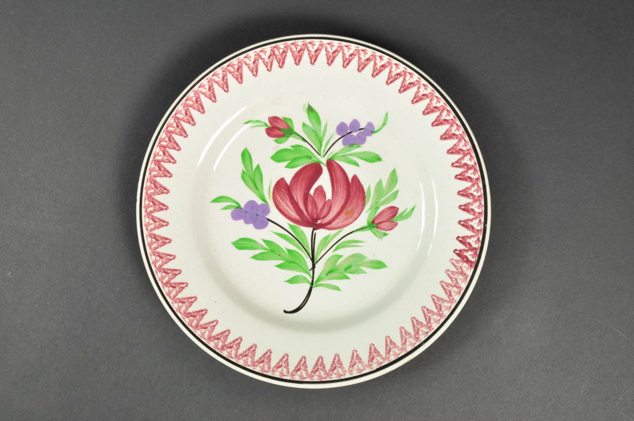 assiette plate 1969.34.42 Photo Mucem